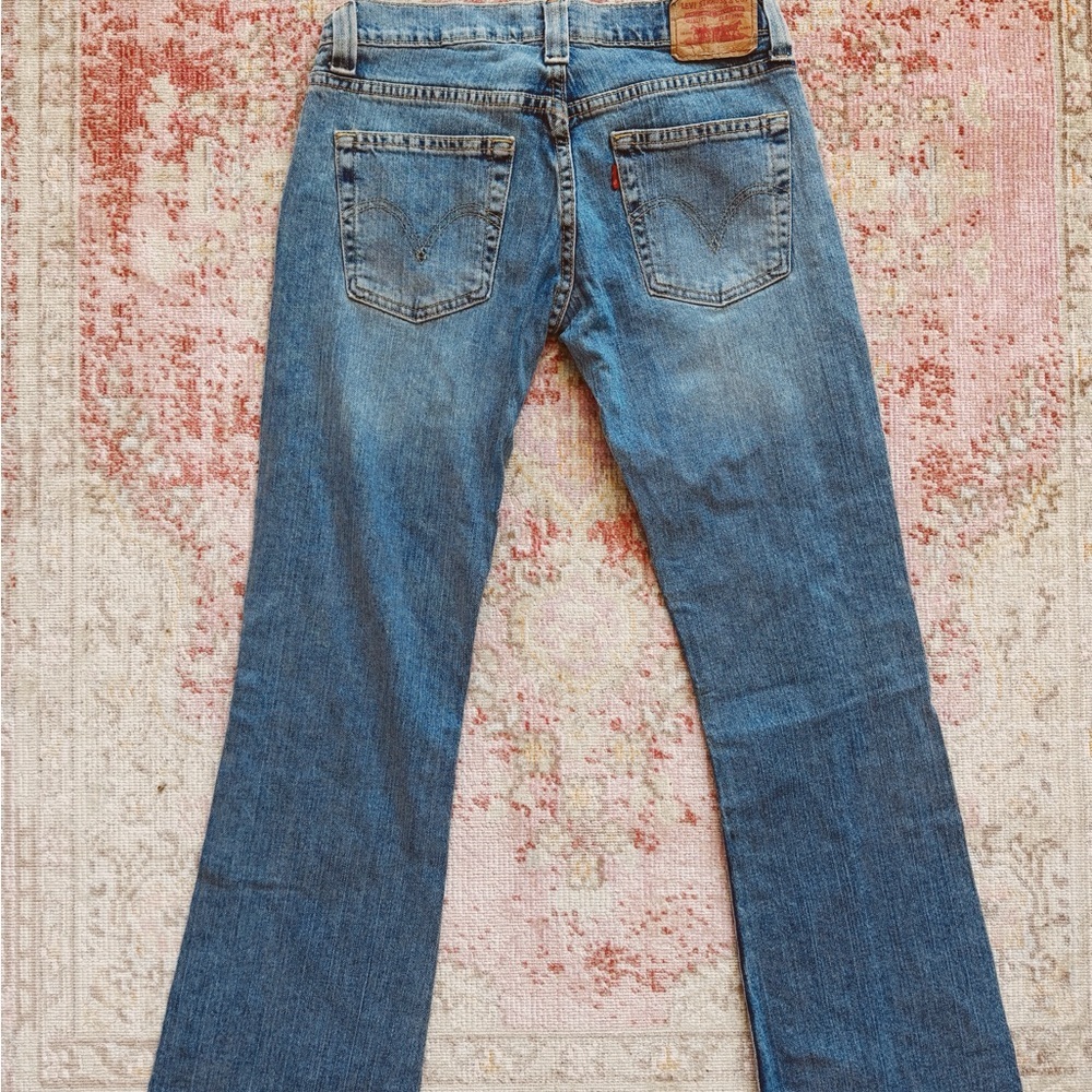 Levi’s, Woman’s Vintage Low Rise Jeans - Picture 2 of 3